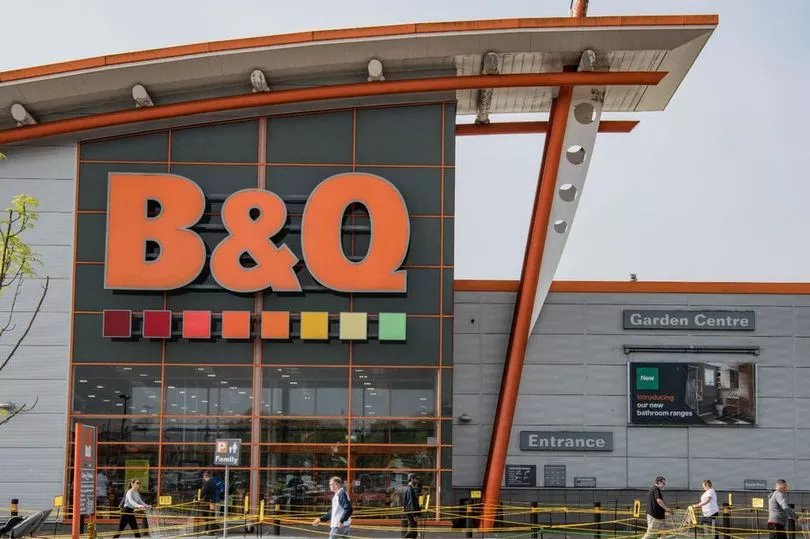 B&Q Store